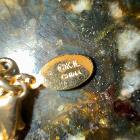 Kenneth Jay Lane (KJL) Gold Rope Chain Necklace with Bold Intaglios - Picture 10 of 11